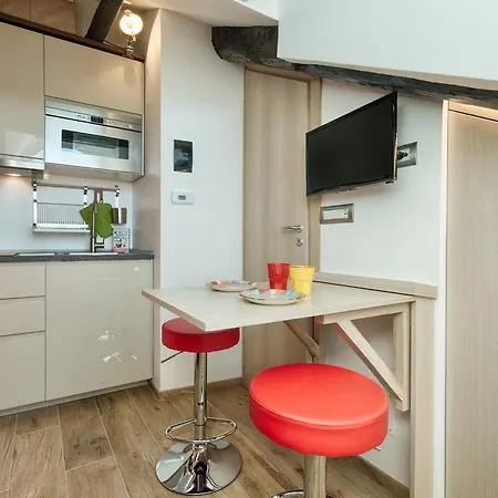 Multifunctional Stylish Apartment